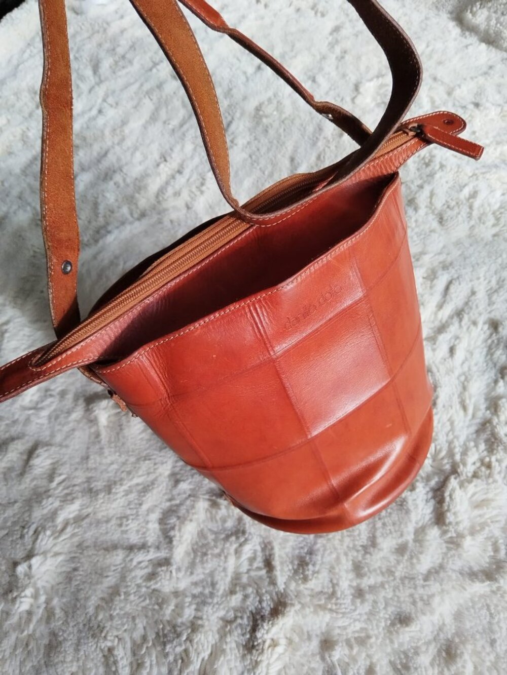Danilo Dolci Italy Tan Cognac Leather Grid Bucket Bag Crossbody Shoulder Purse